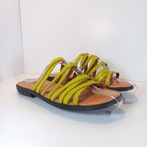 Diffusion Women's Vibrant Green Leather Strappy Sandals Size 9